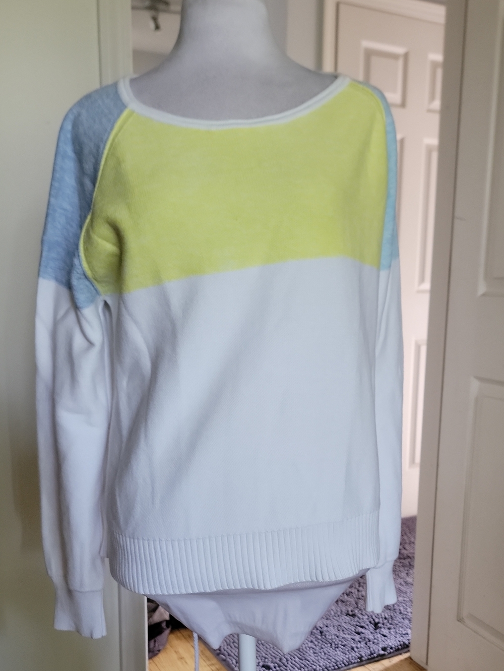 Kinross Colorblock Boatneck Sweater - White, Yellow & Light Blue